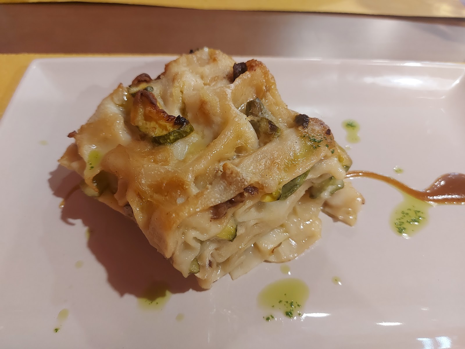 Una Gemma Torino, Ristorante e Negozio Bio: food & drinks