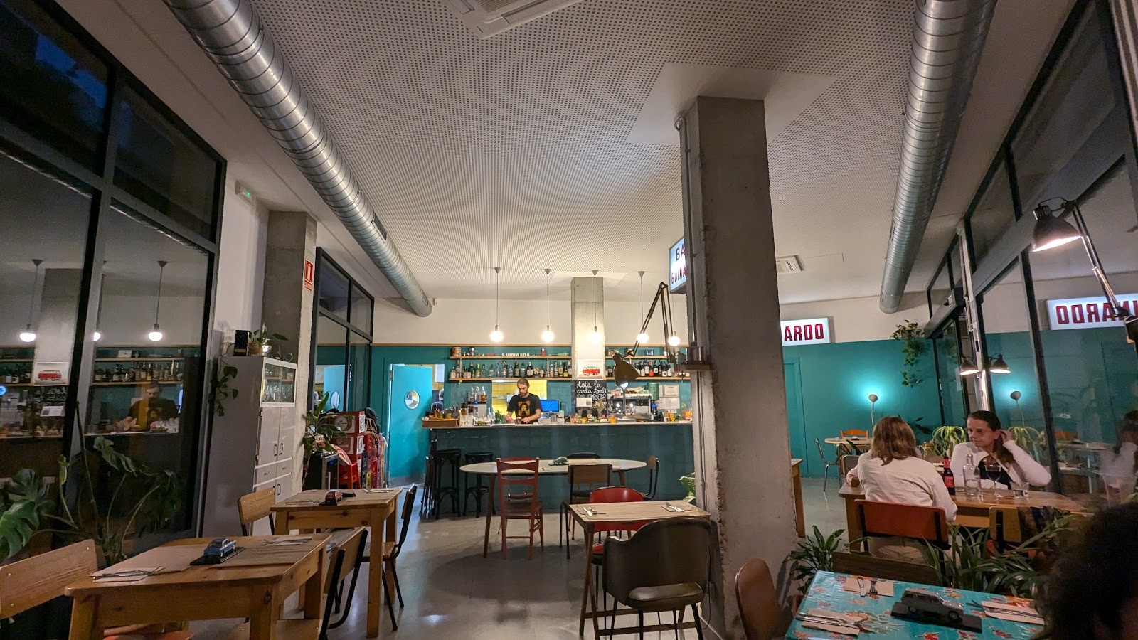 Bar Guinardó: the place