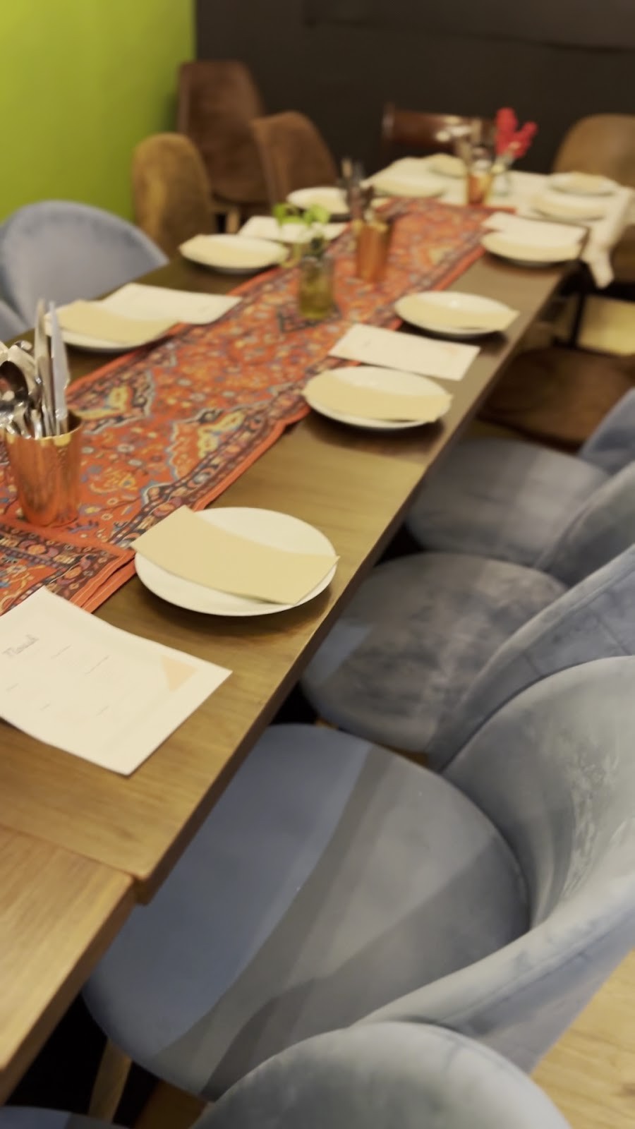 Noush: the place