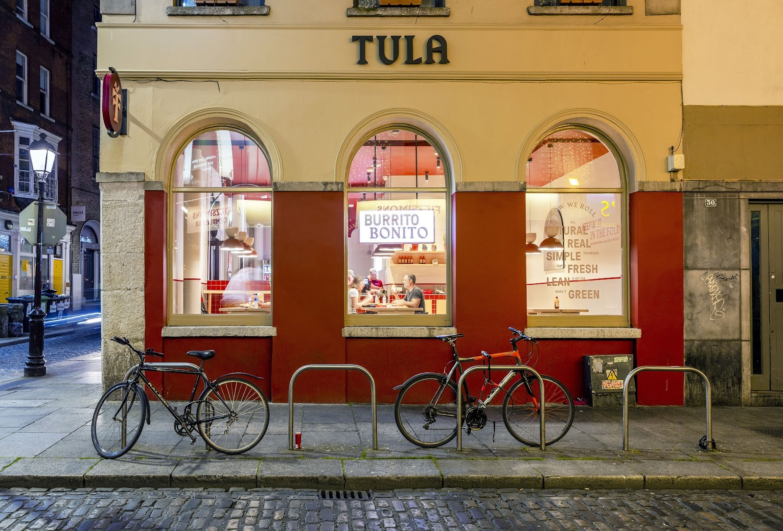 Tula Mexican Grill: the place
