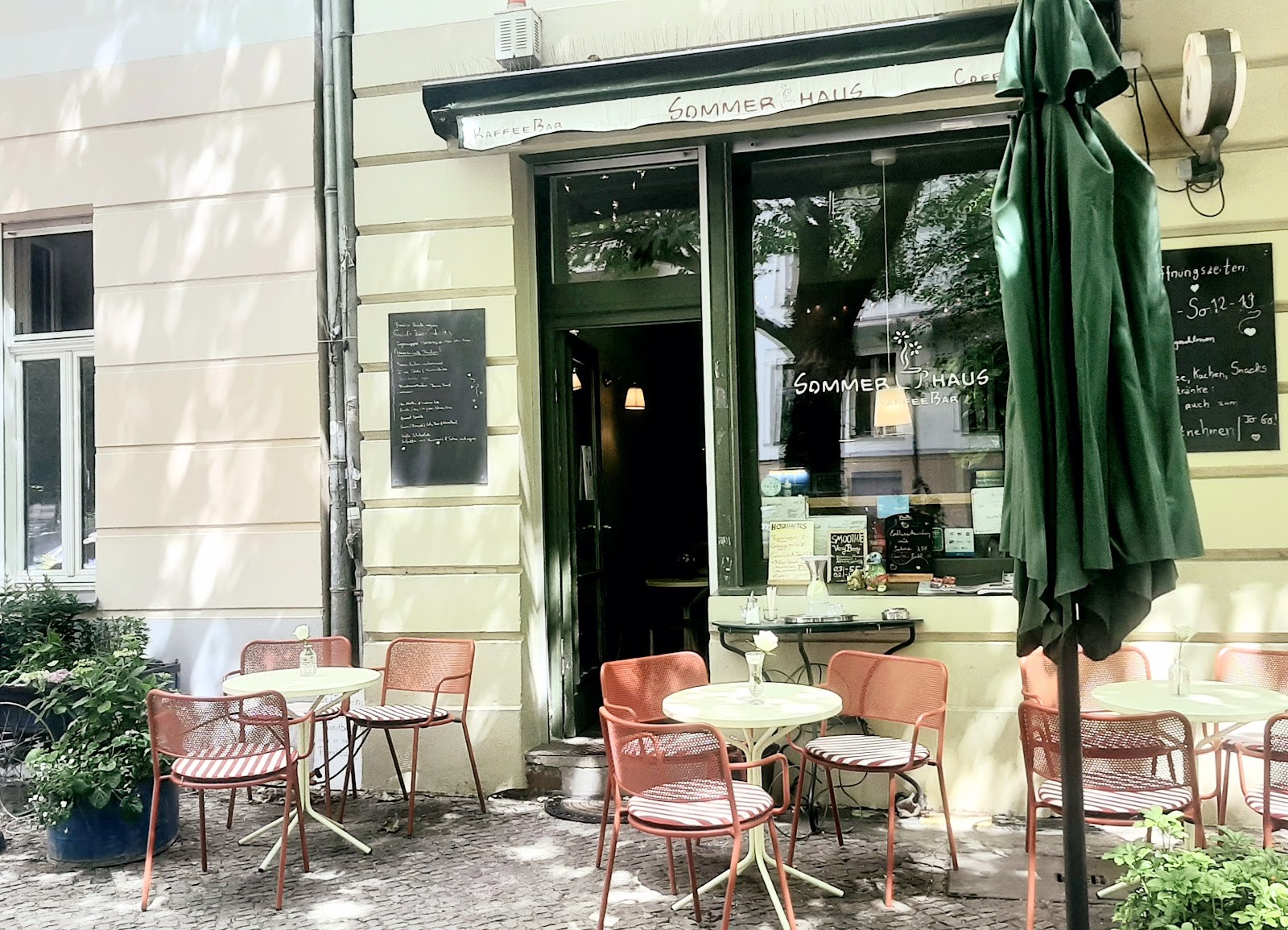 Sommerhaus KaffeeBar: the place