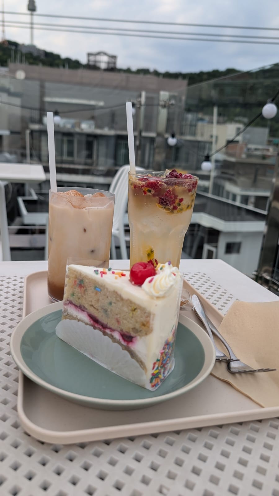 Plant Bakery Cafe (HBC): food & drinks