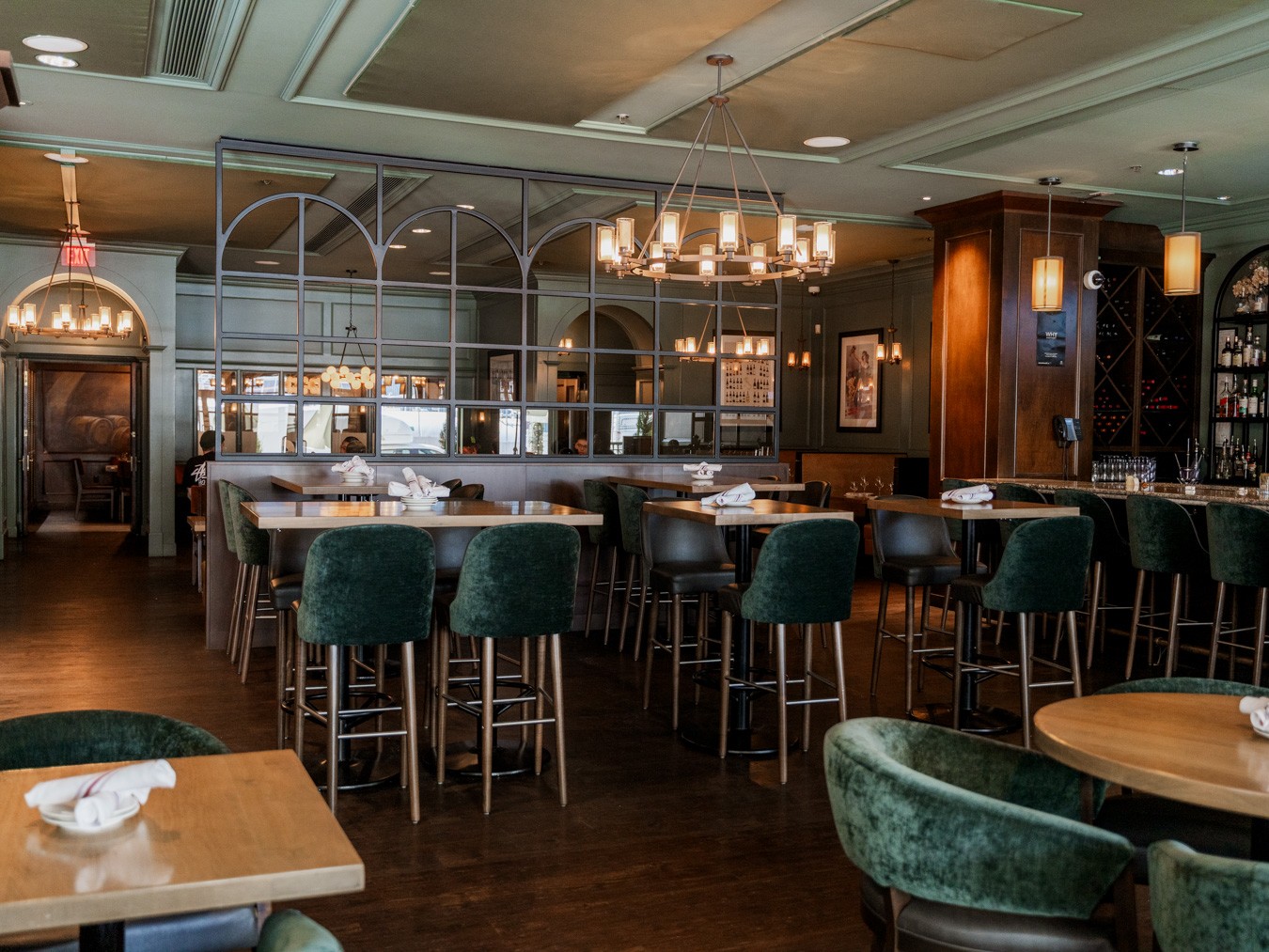 Frankie's Italian Vancouver: the place