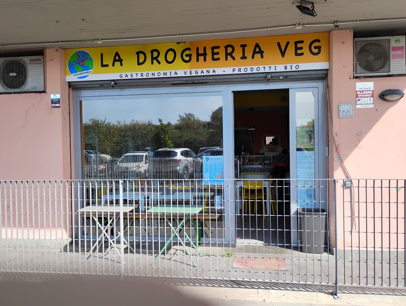 La Drogheria Veg: the place