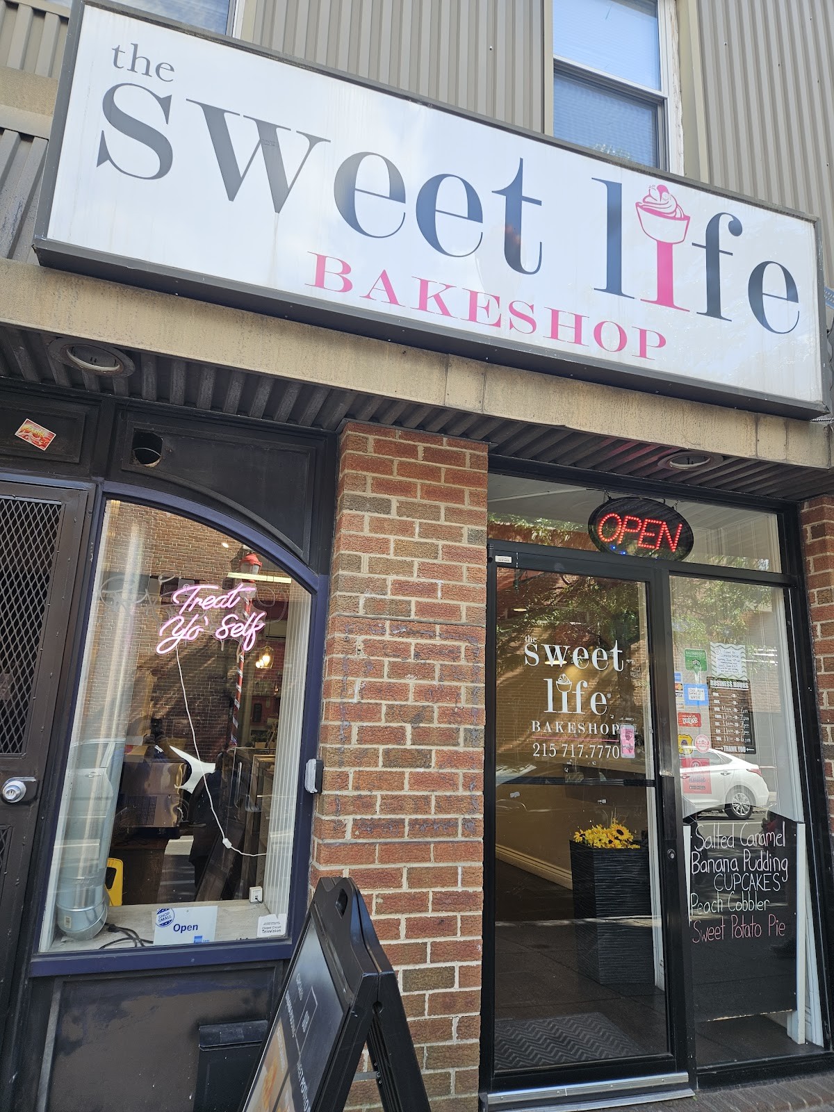 The Sweet Life Bakeshop: the place