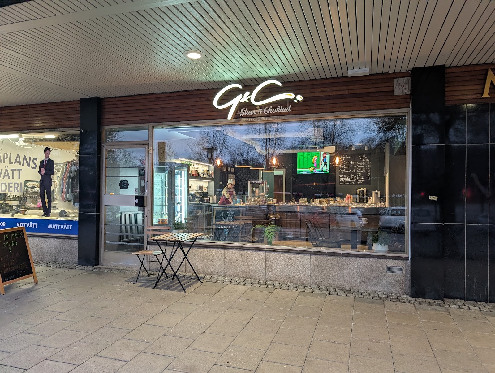 G&C Glass & Choklad: the place
