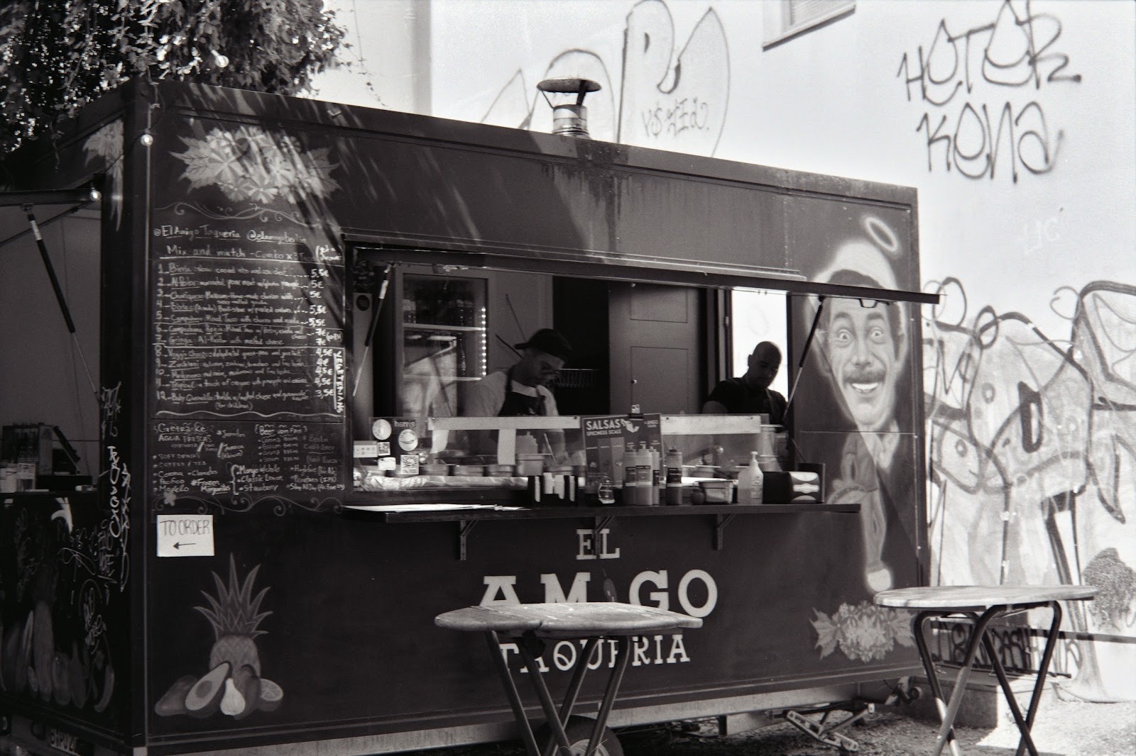 El Amigo Taqueria: the place