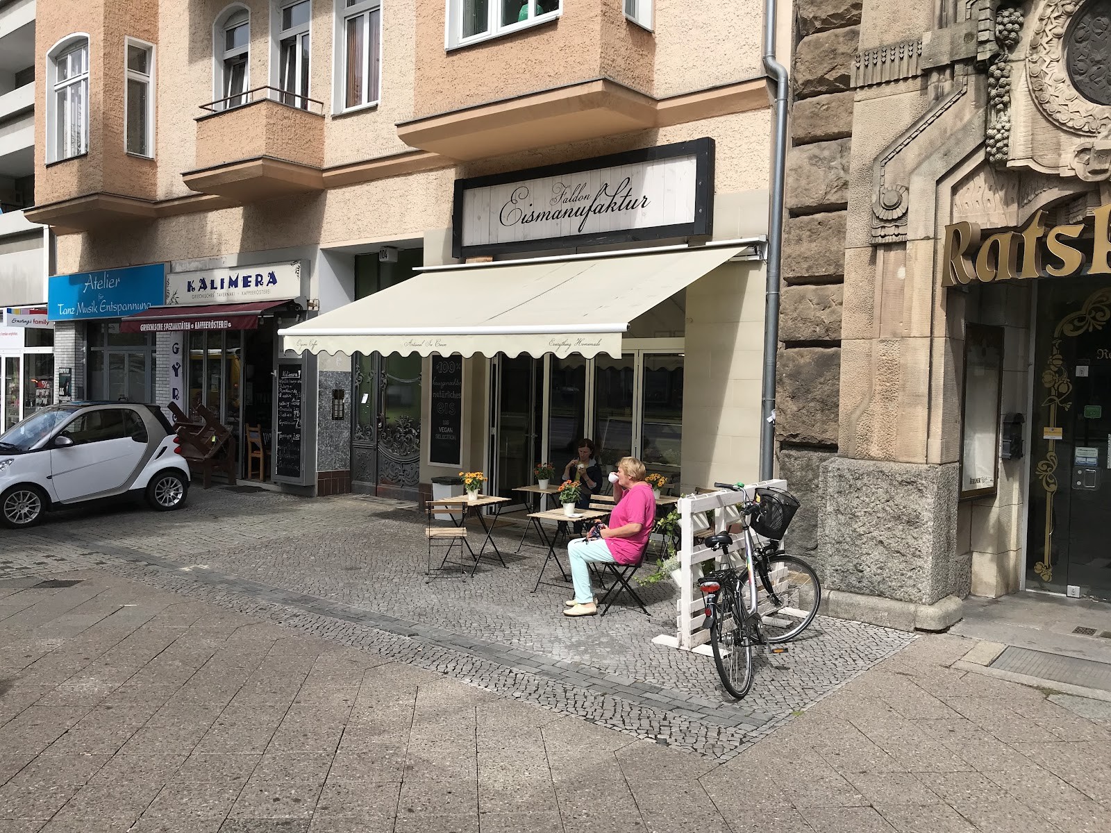 Faldon Eismanufaktur: the place