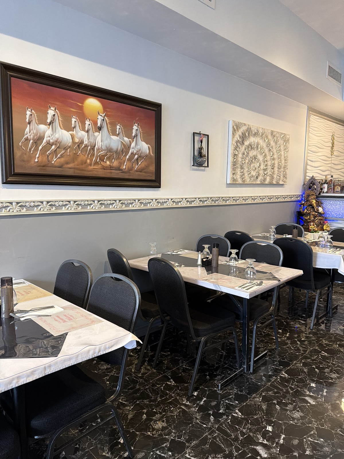 Express Indian Restaurant: the place