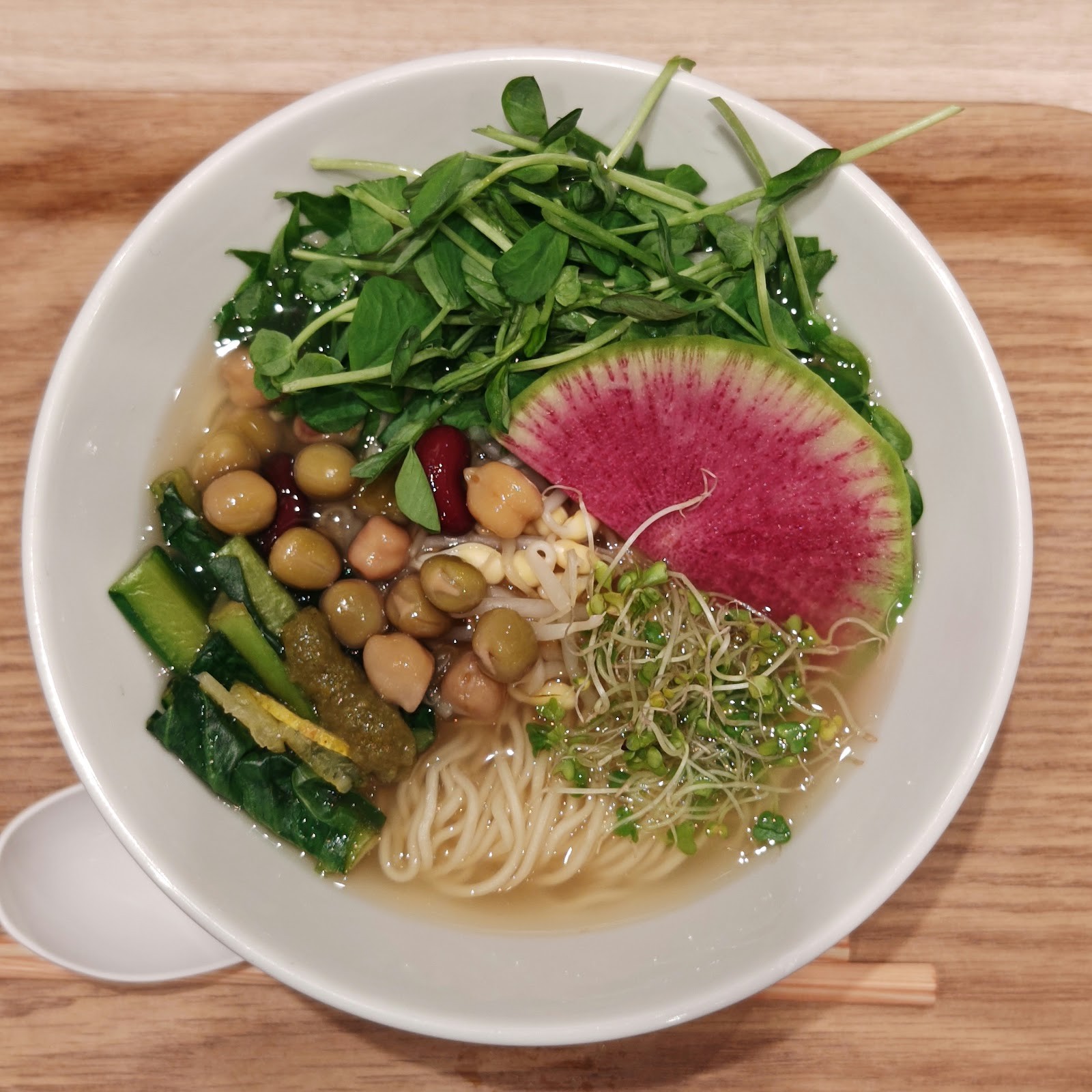 T's TanTan Ecute Ueno: food & drinks