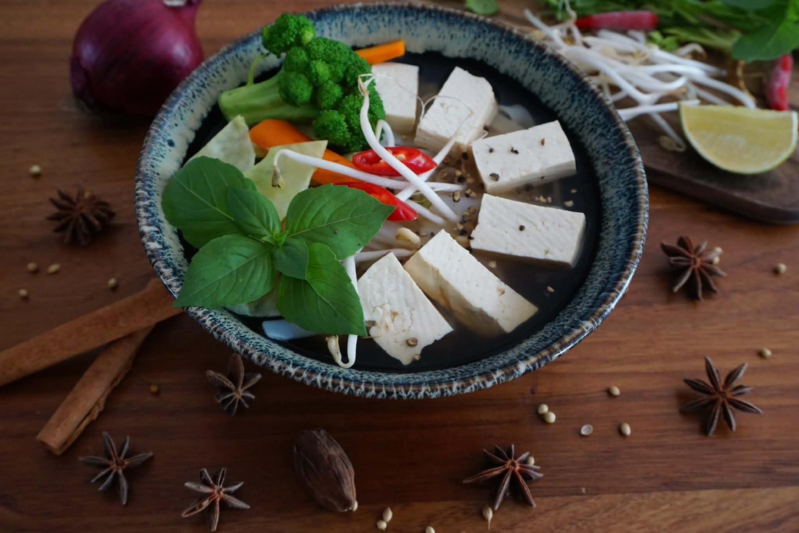 Ashoka Vegi – Vietnamesisches veganes Restaurant & Take Away Zürich 6: food & drinks