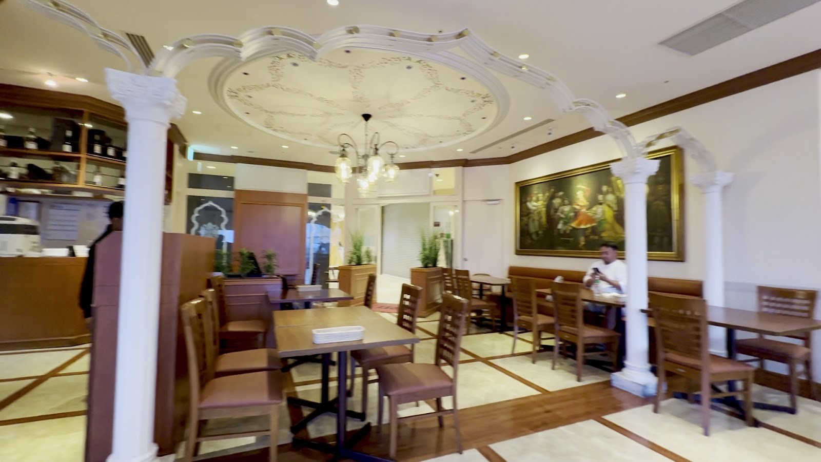 Moti: the place