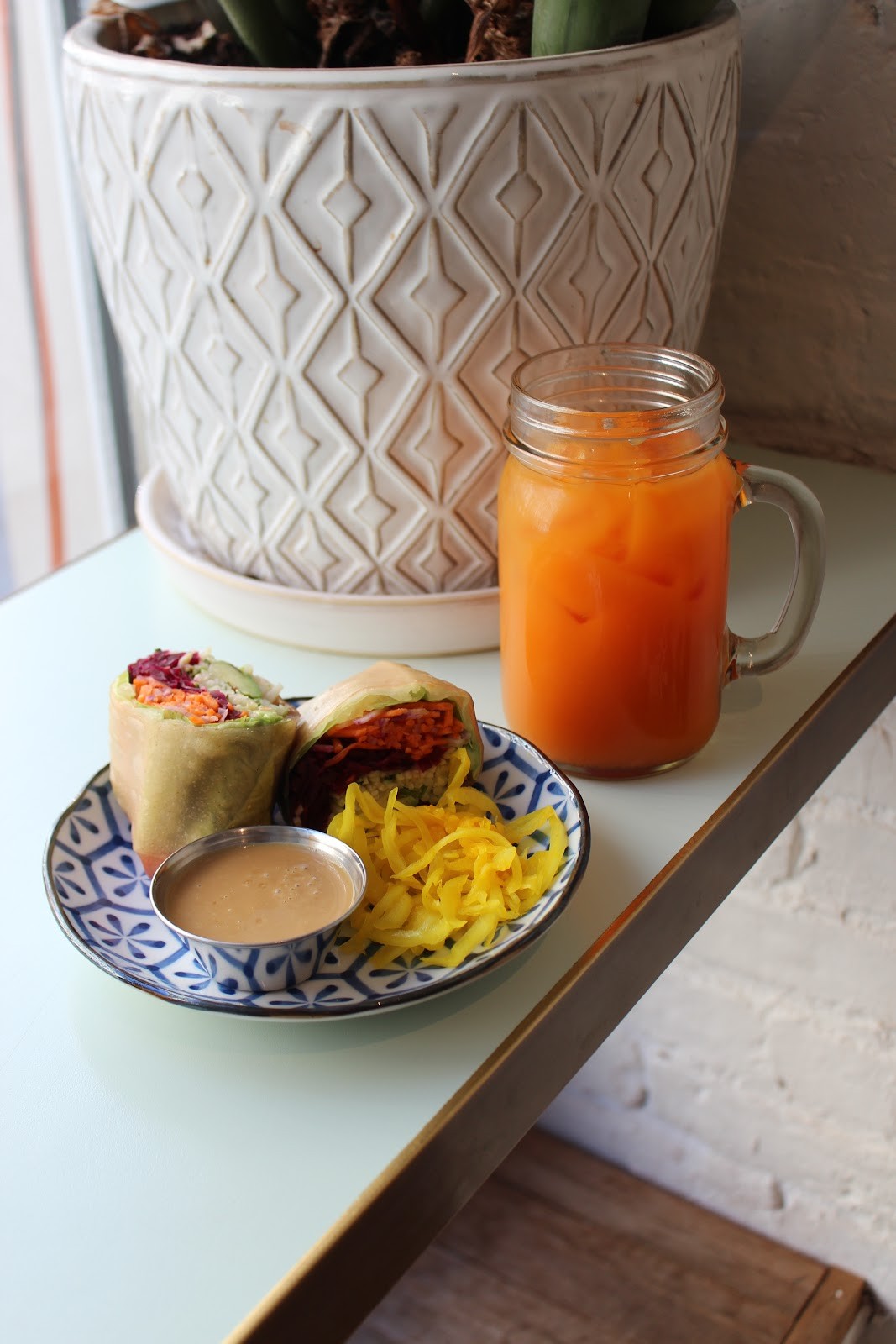 Le Botaniste: food & drinks