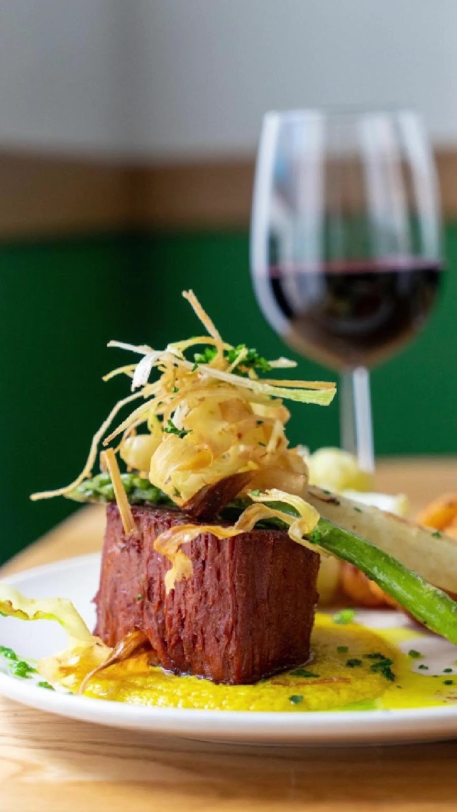 Velani Restaurant - 1120: food & drinks