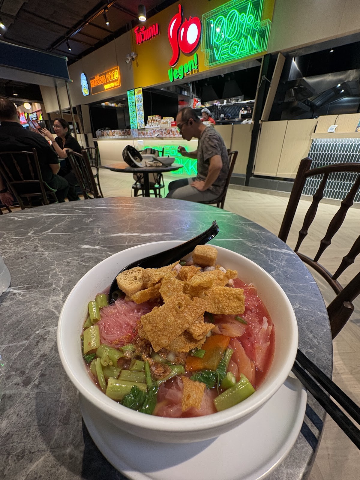 So Vegan สาขา Phenix ประตูน้ำ: food & drinks