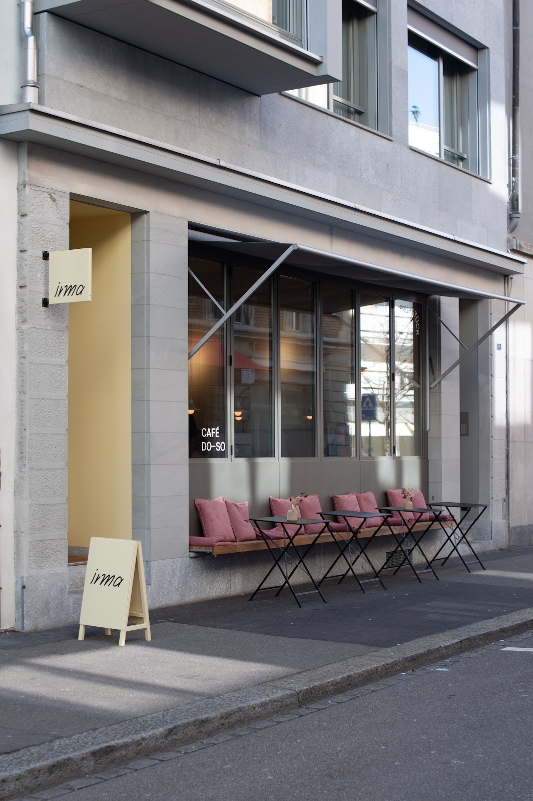Café Irma: the place