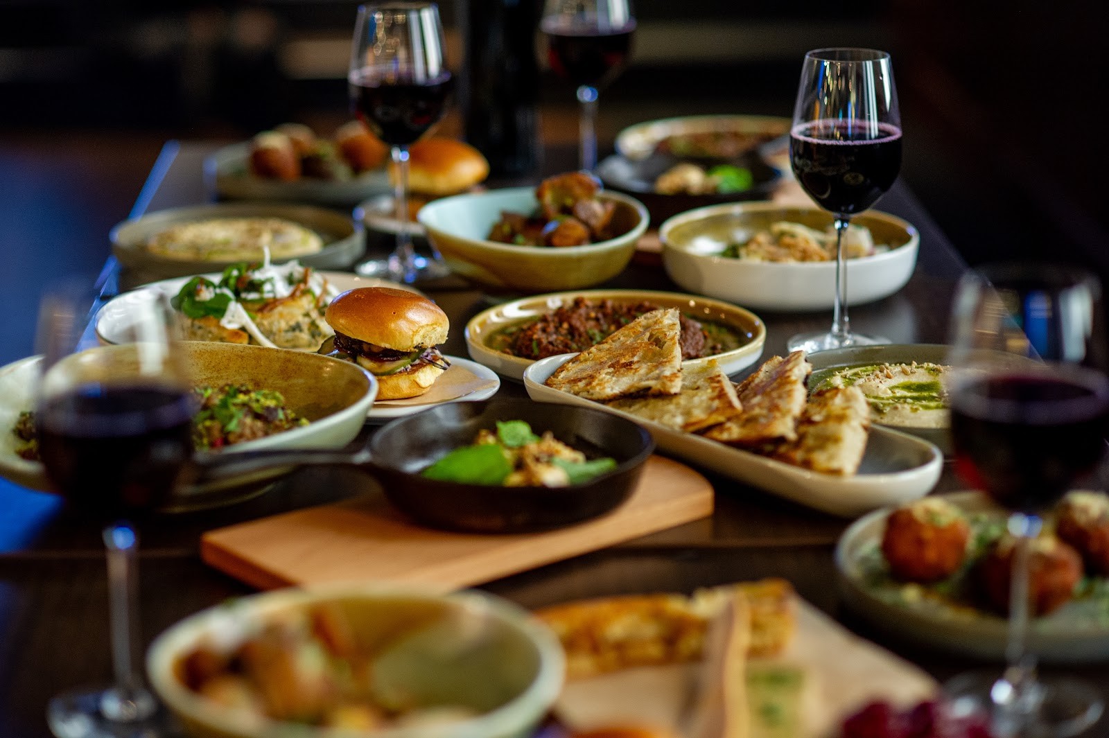 Bacchi Syre: food & drinks