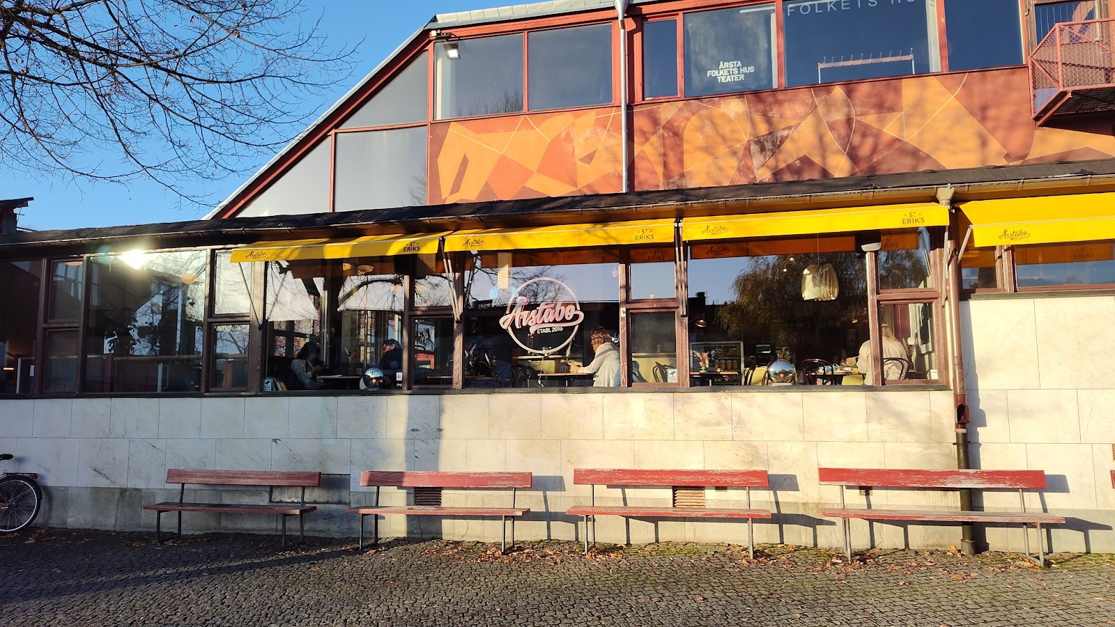 Årstabo - Vinbar/Restaurang Årsta: the place