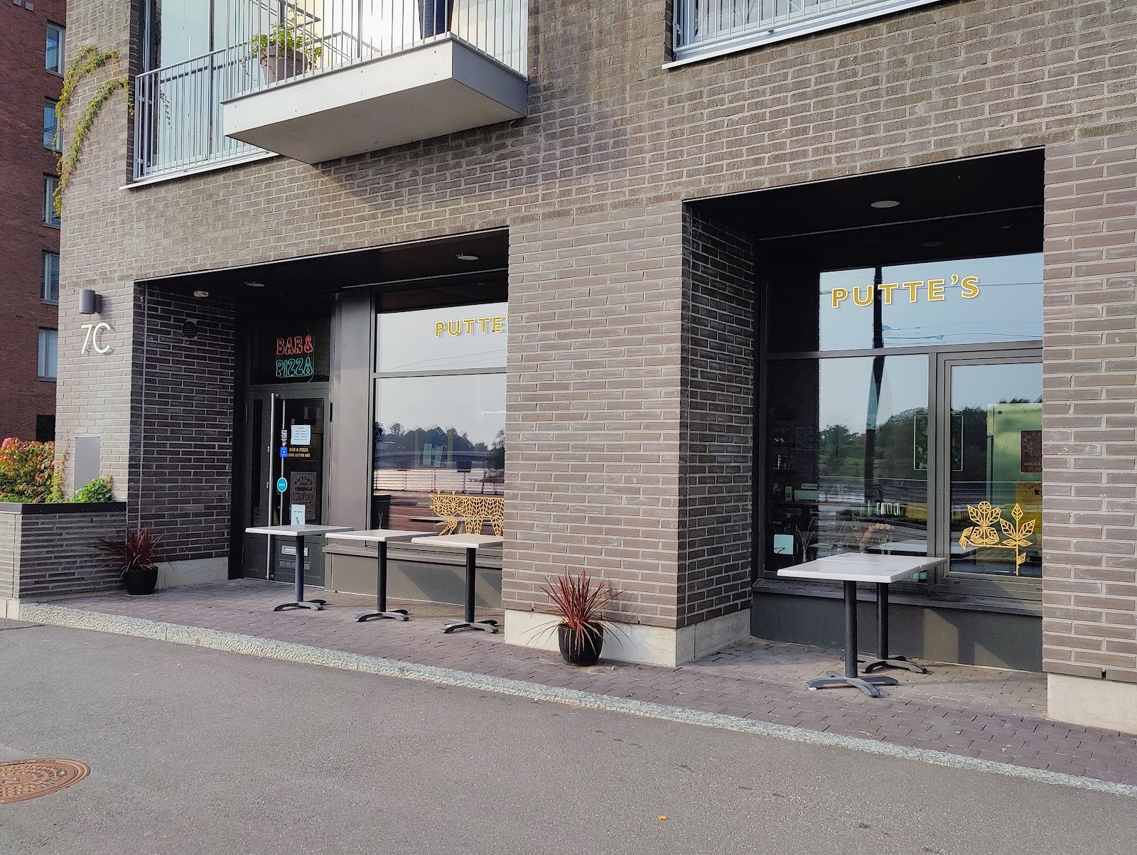 Putte’s Pizza Sompasaari: the place