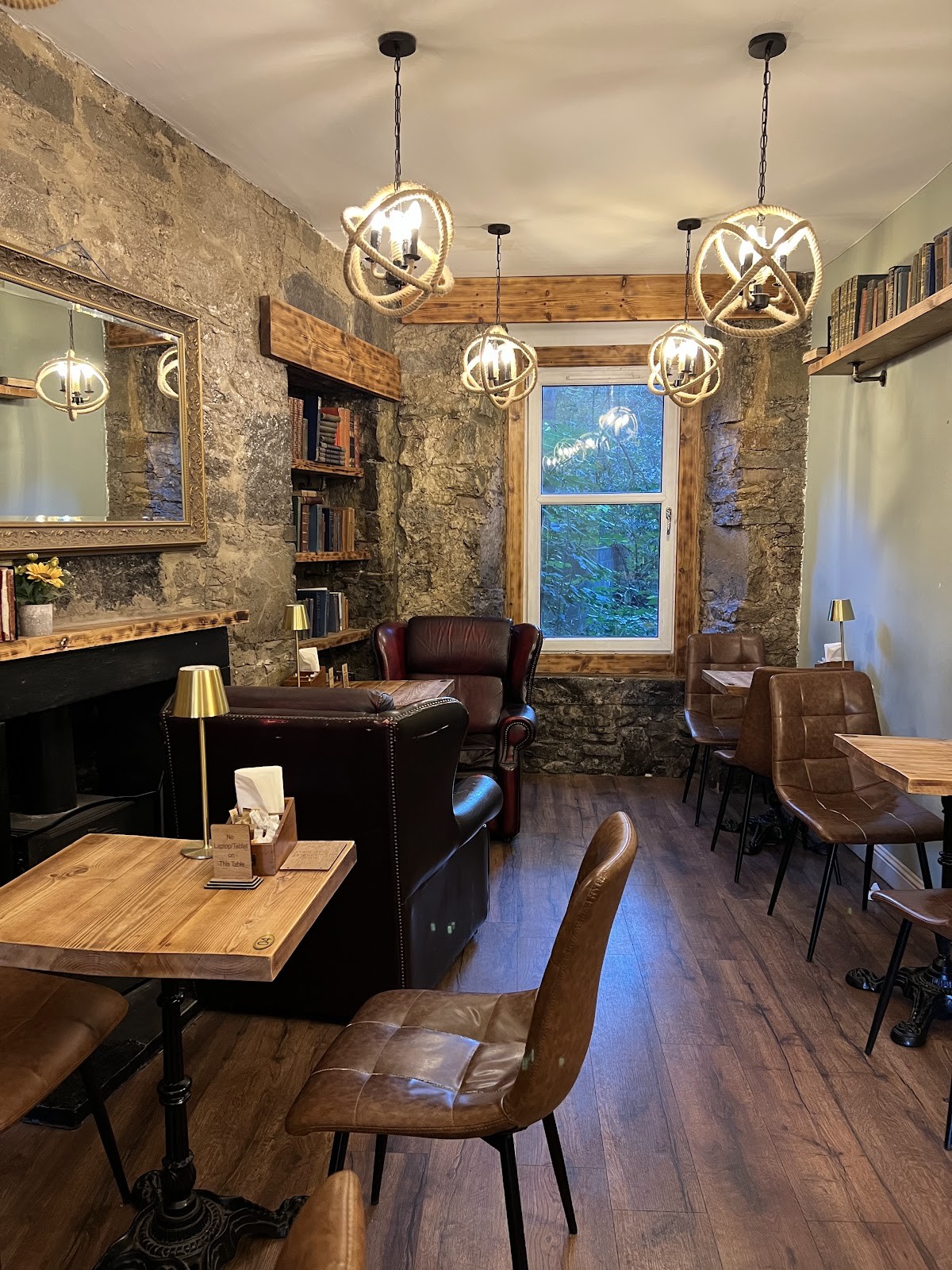 Books N' Cup Cafe: the place