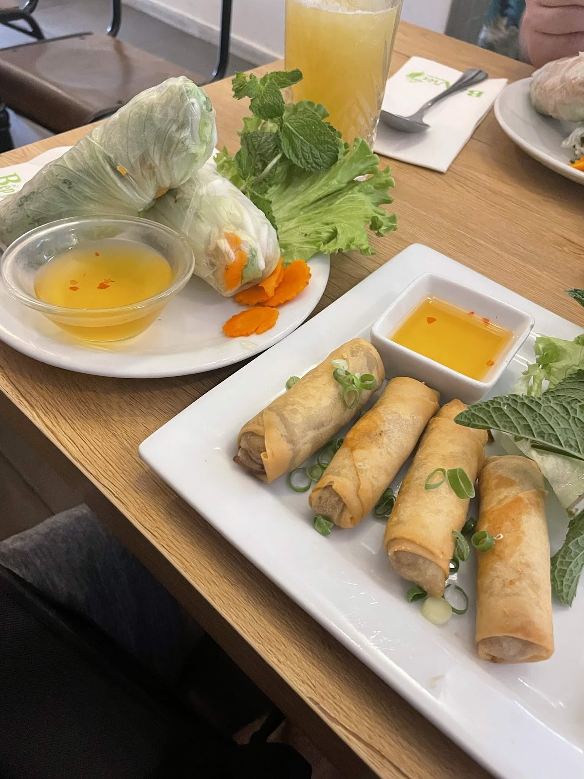 Bếp Việt: food & drinks