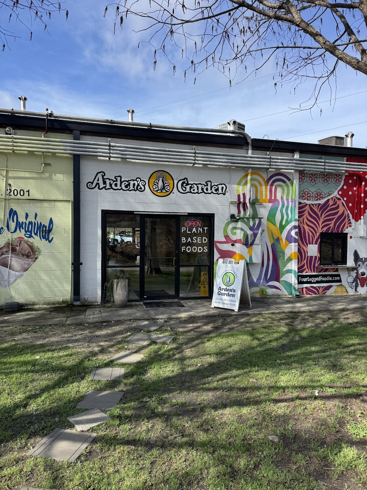 Arden's Garden - Monroe: the place