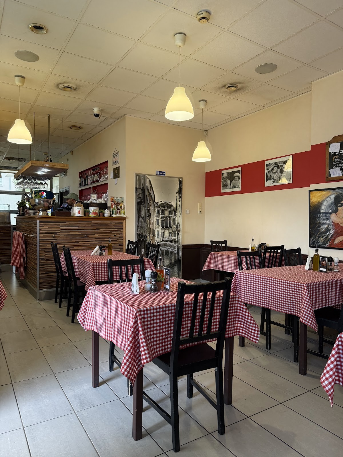 Gli Italiani: the place
