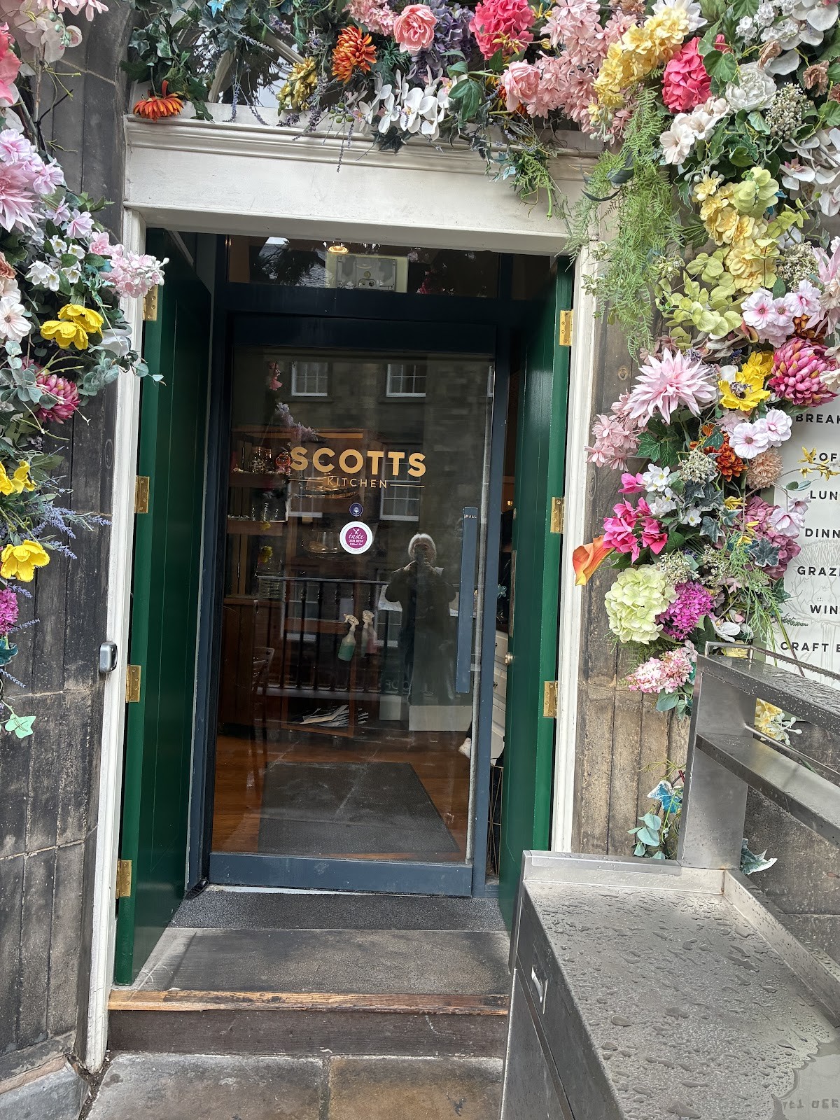 Scotts Kitchen: the place