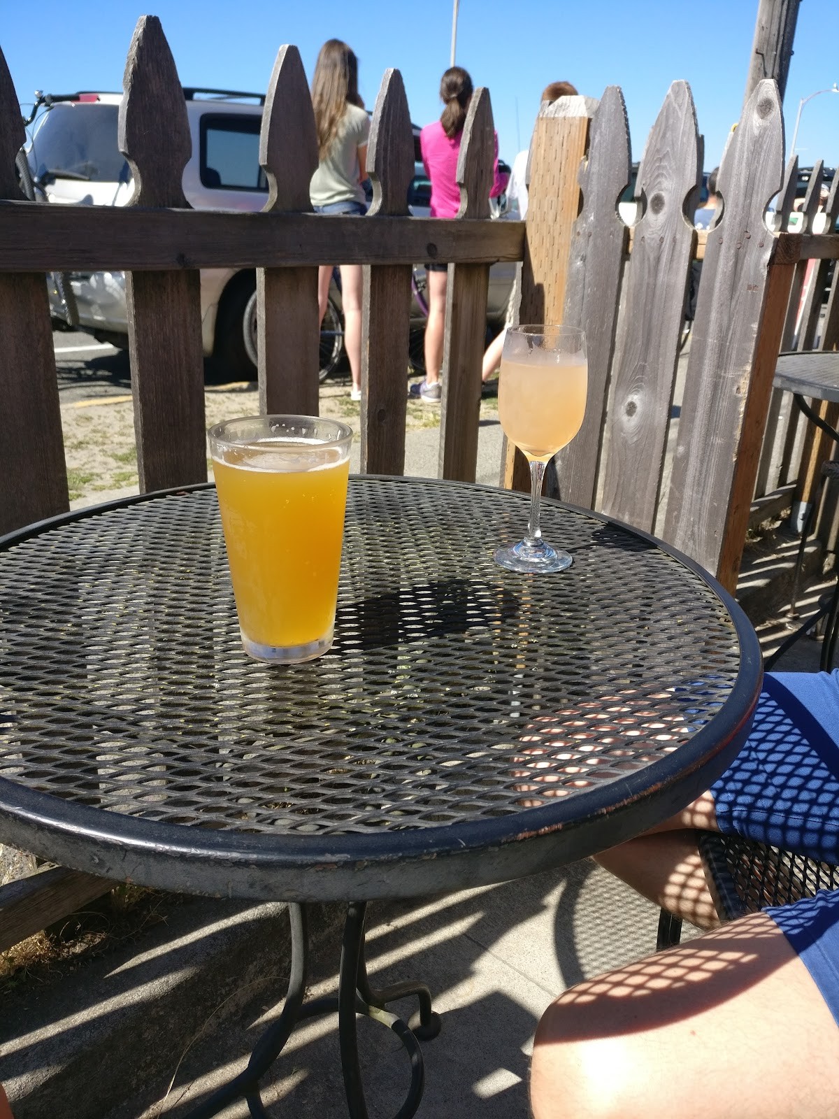 Ampersand Cafe on Alki: the place