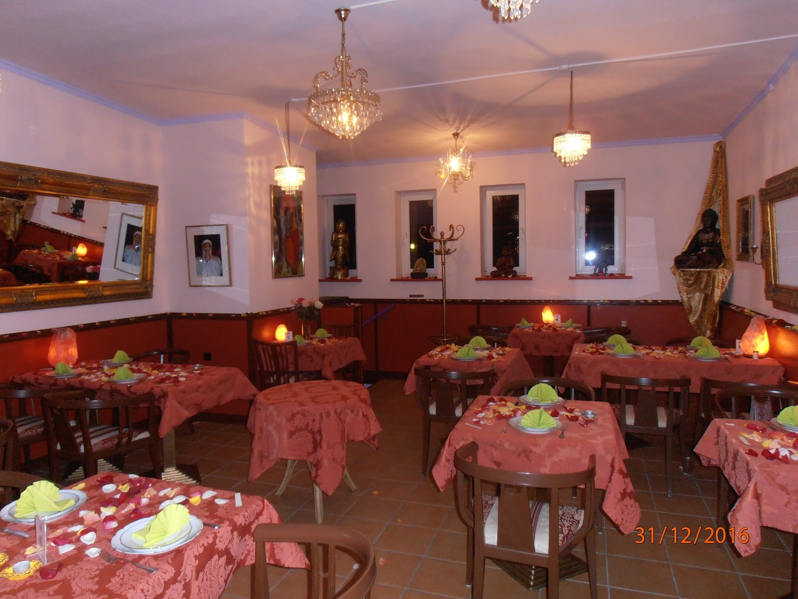 Restaurant Osho Ayu-Leela: the place