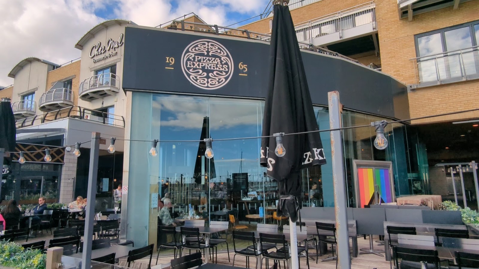 PizzaExpress: the place