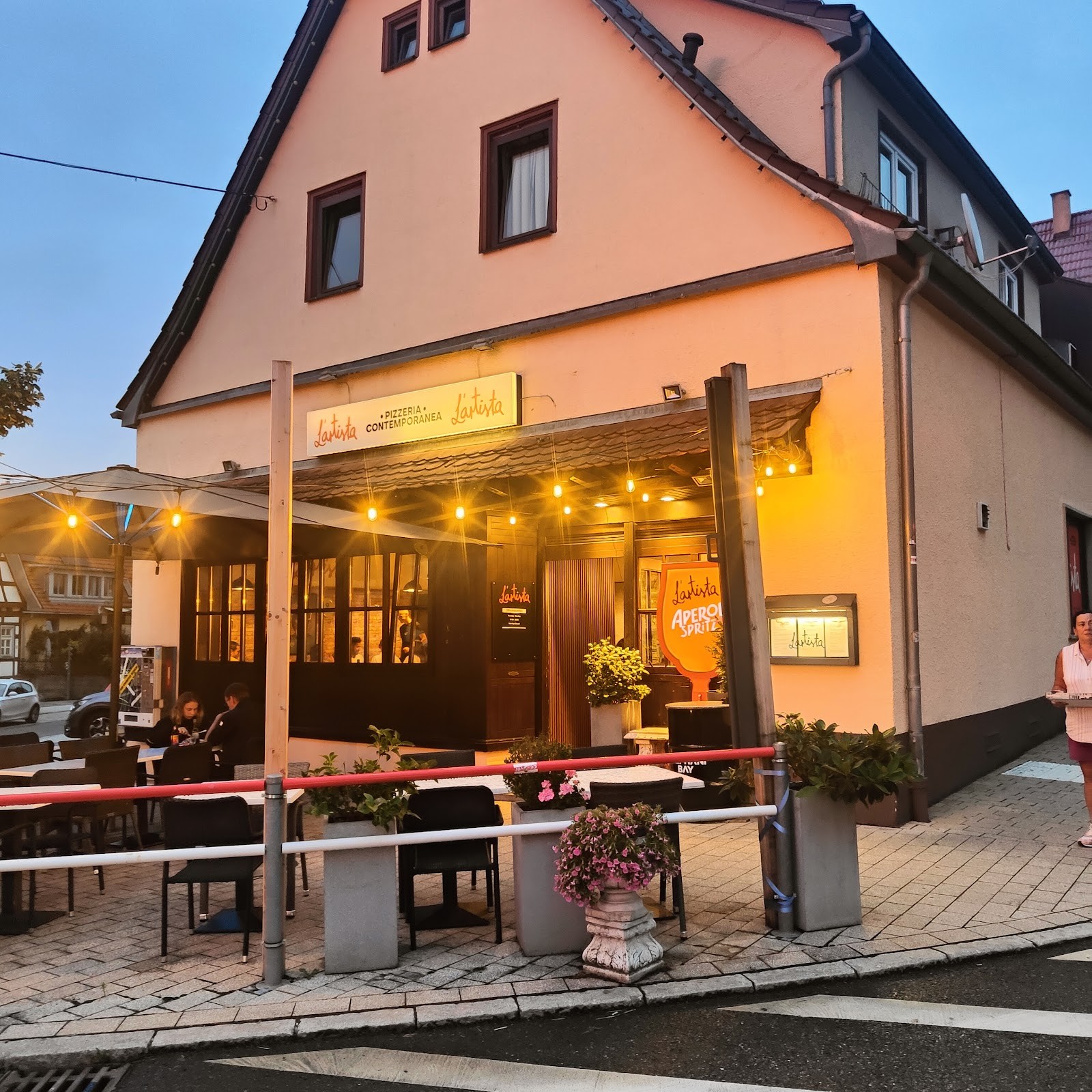 L’ Artista | neapolitan pizza | Plieningen: the place