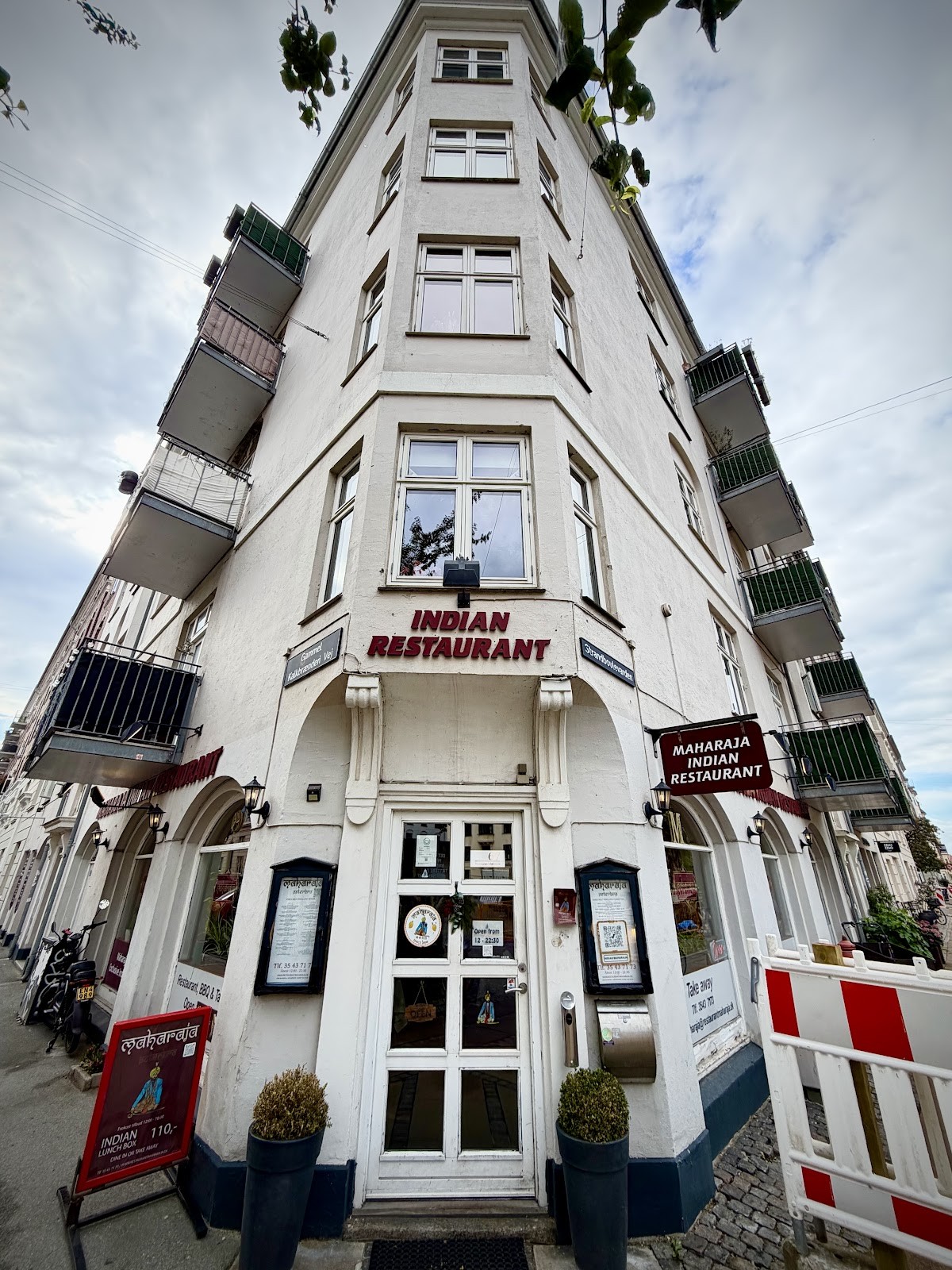 Maharaja Indian Restaurant: the place