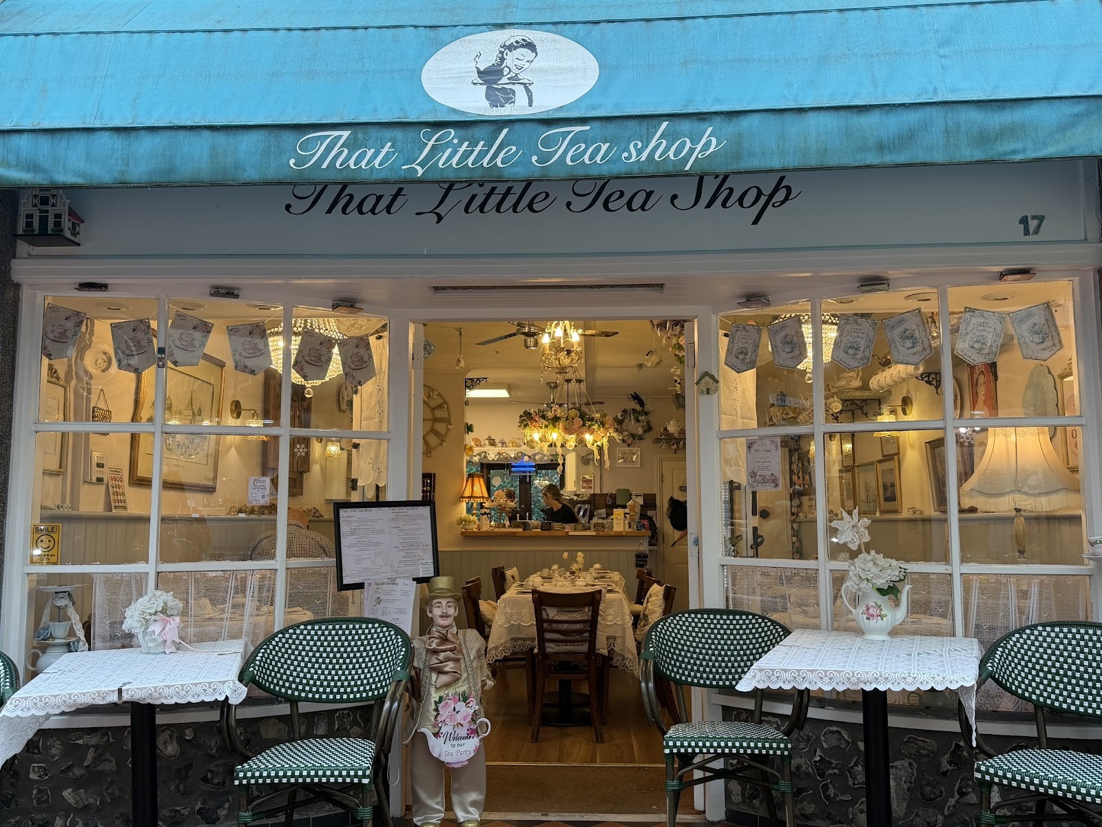 That Little Tea Shop in the Lanes: the place