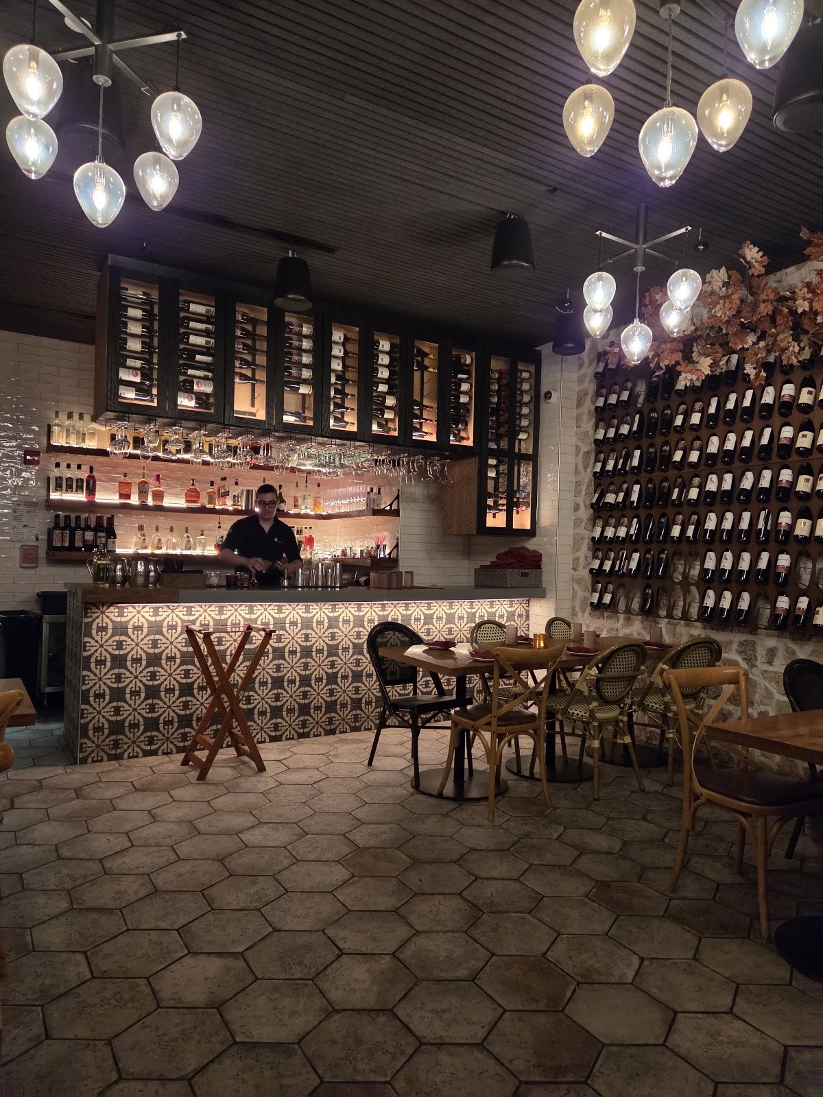 AMBAR Restaurant, Capitol Hill: the place