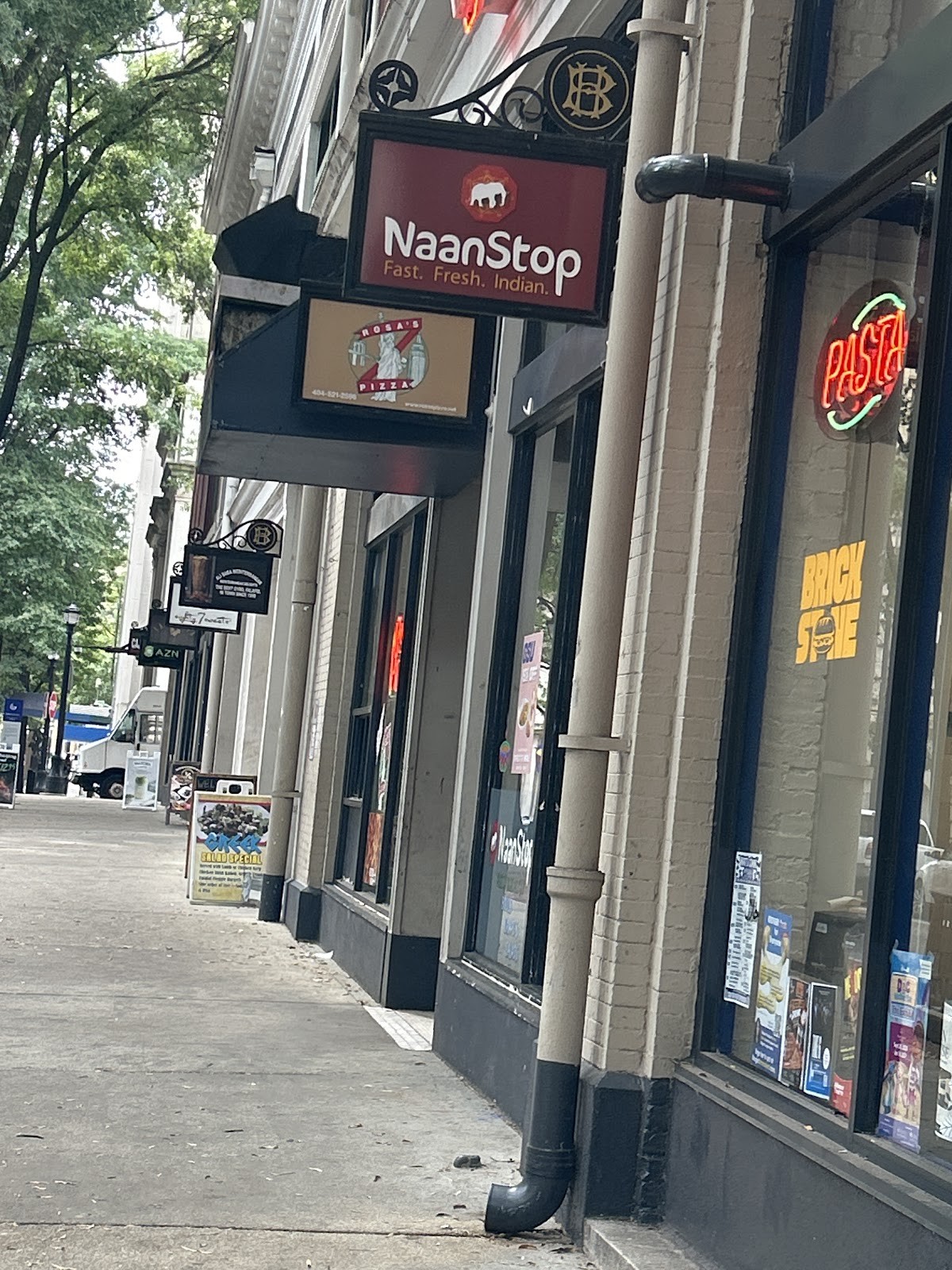 NaanStop: the place