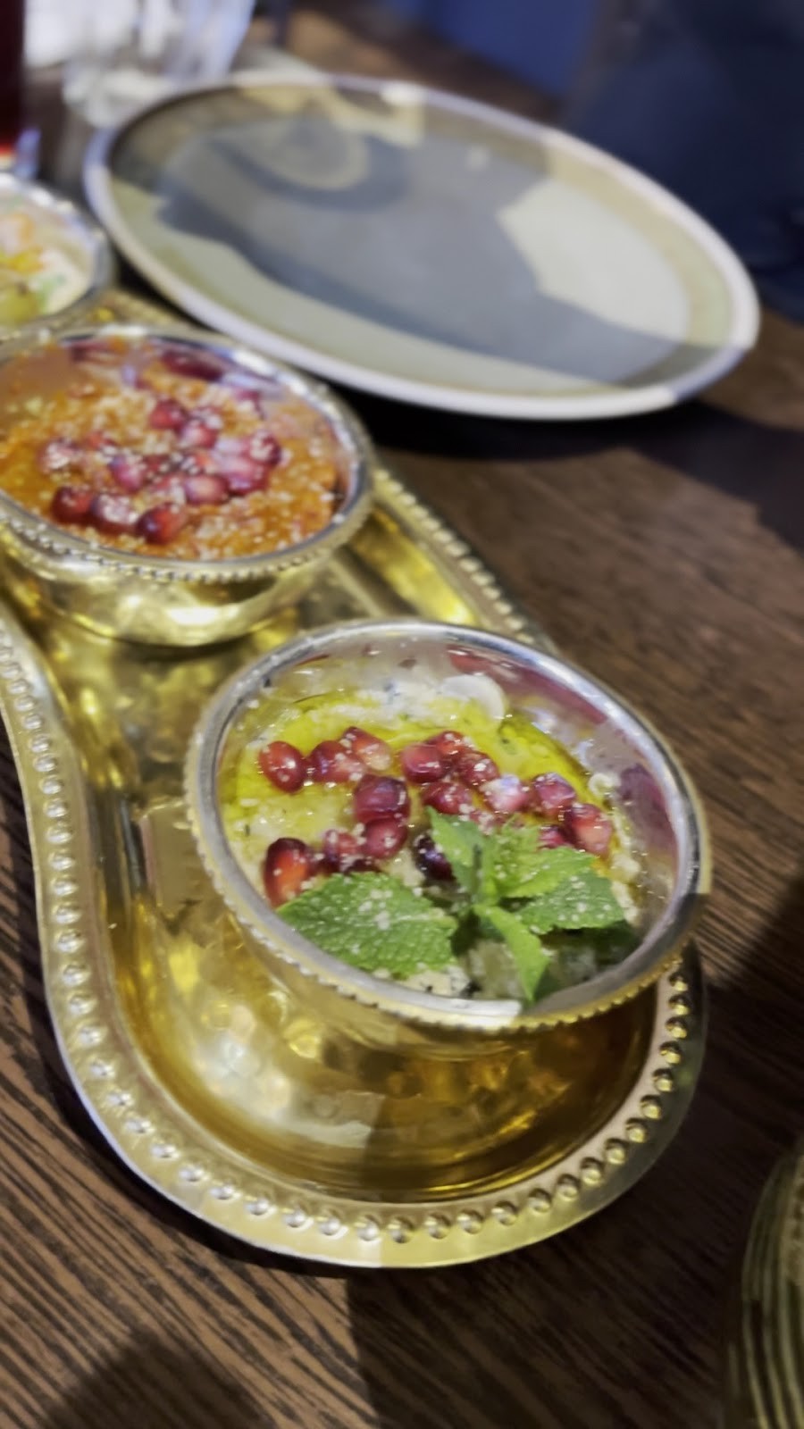 Royâ: food & drinks