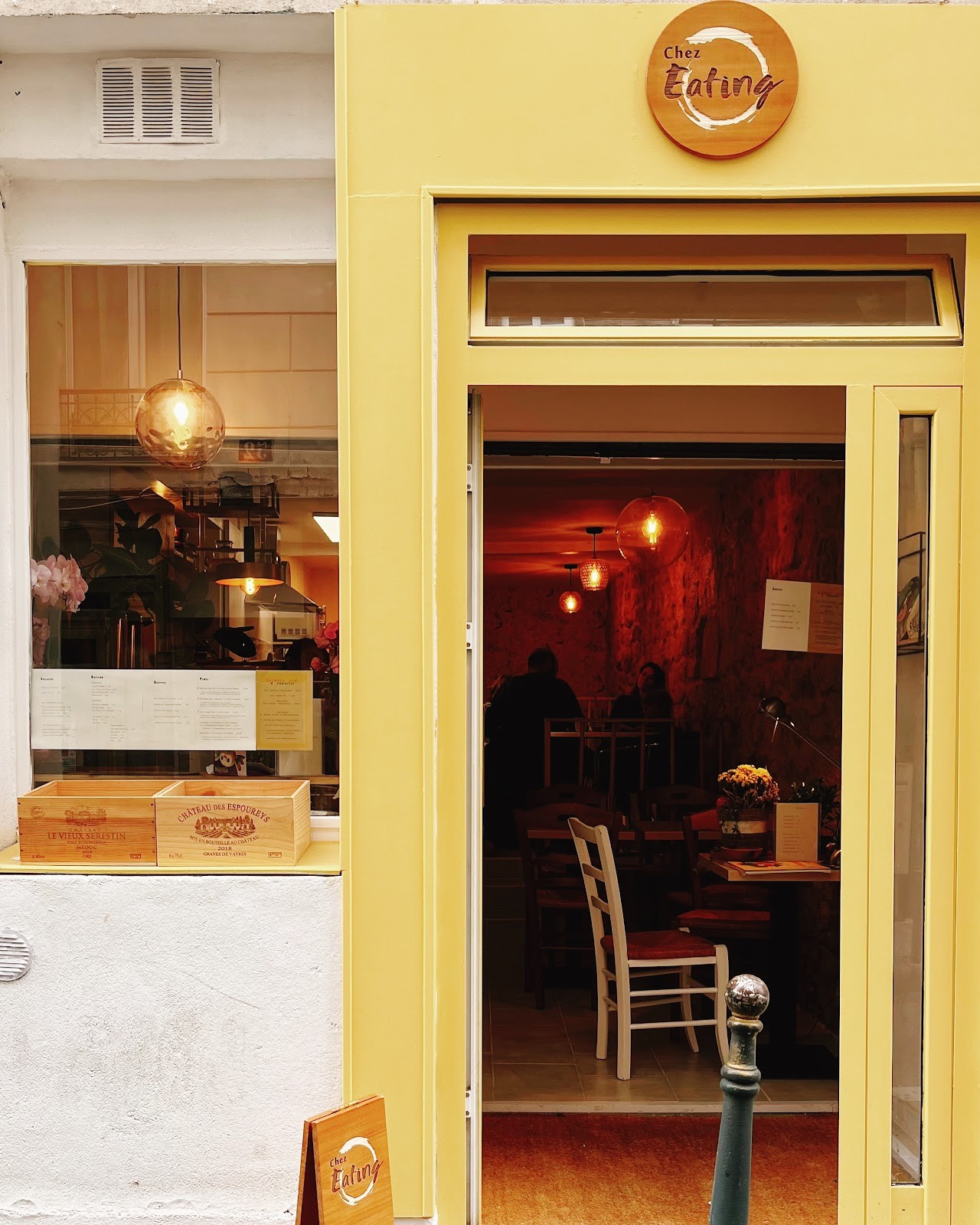 Chez Eating: the place