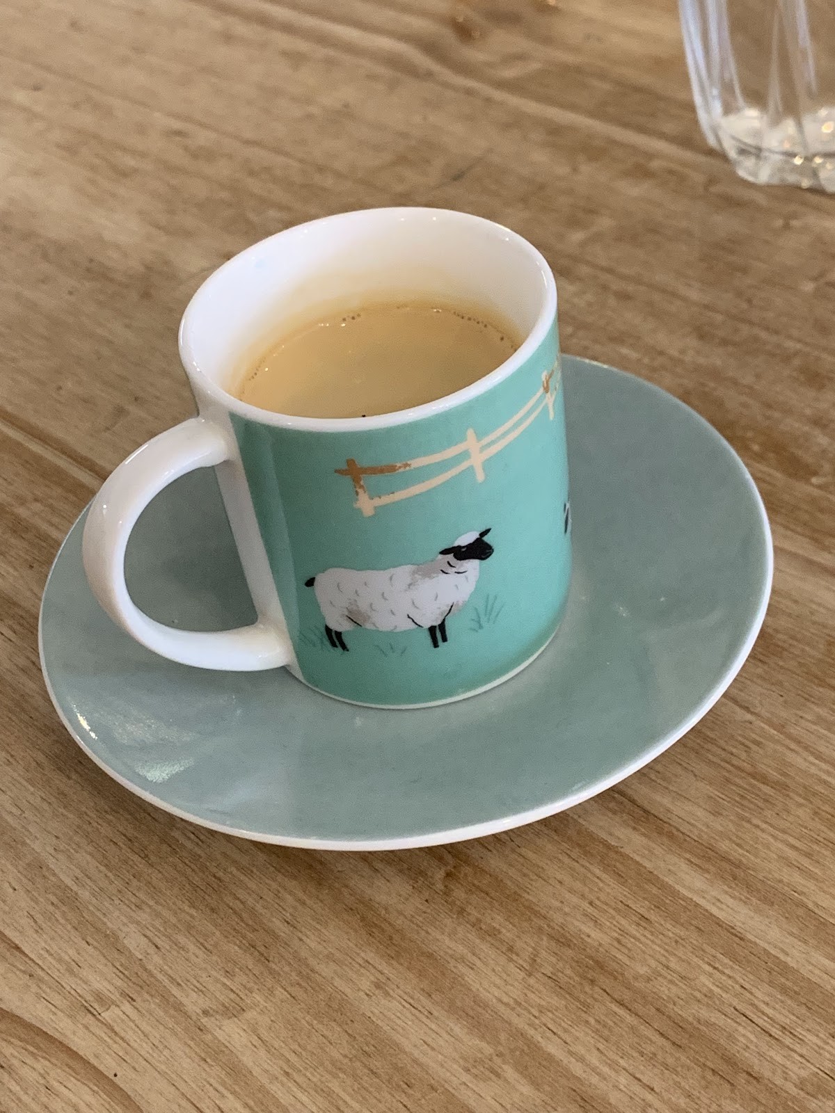 Black Cat café: food & drinks