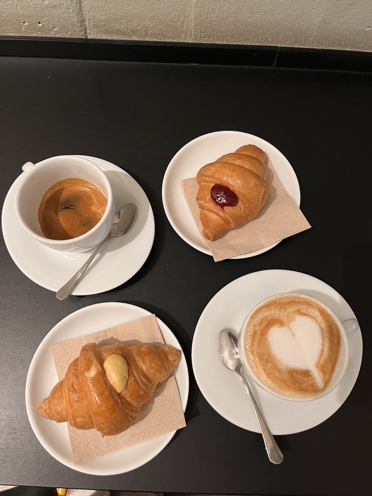 Cortese Café - Pasticceria e gelateria, raw, vegan, bio e gluten free: food & drinks