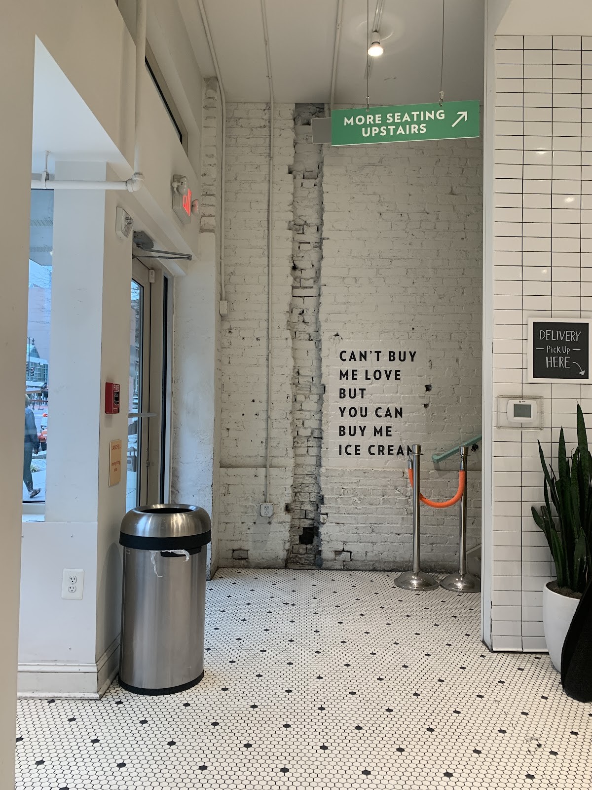 Jeni's Splendid Ice Creams: the place
