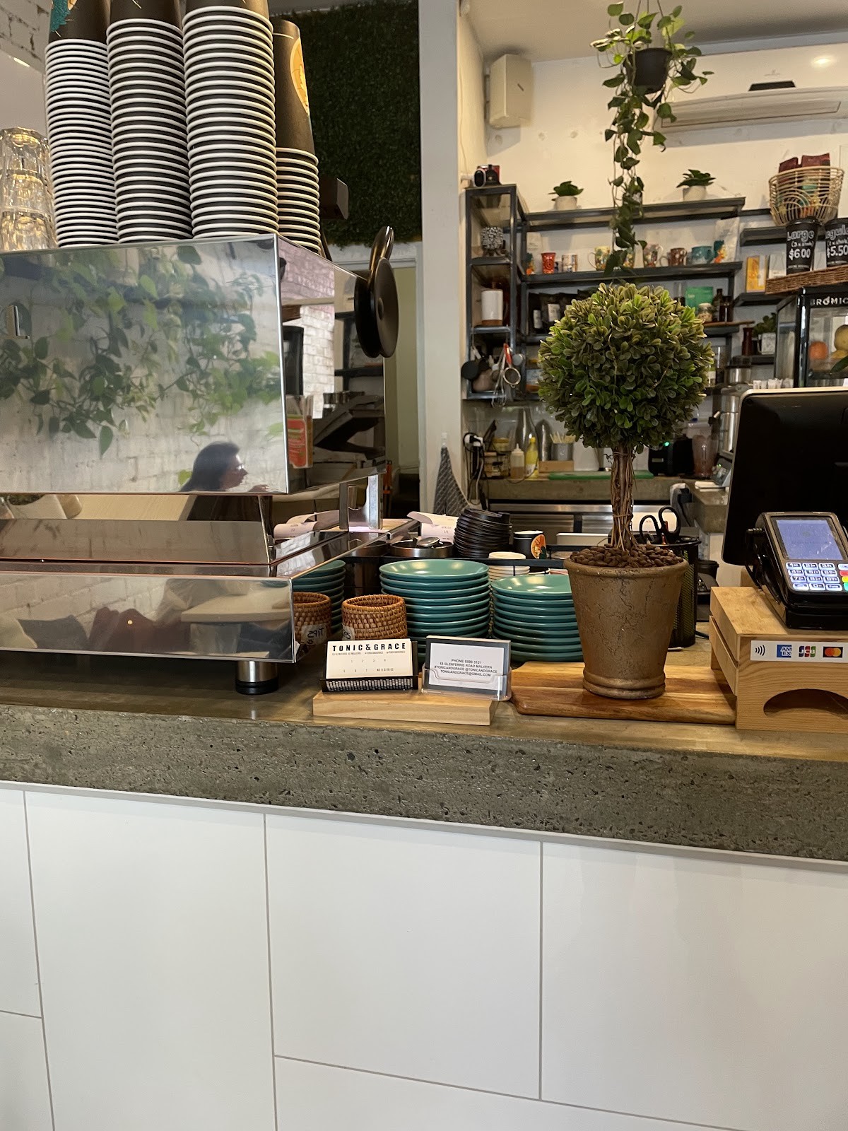 TONIC & GRACE: the place