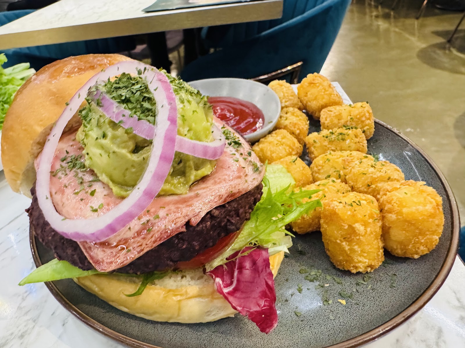 Vegan Amore: food & drinks