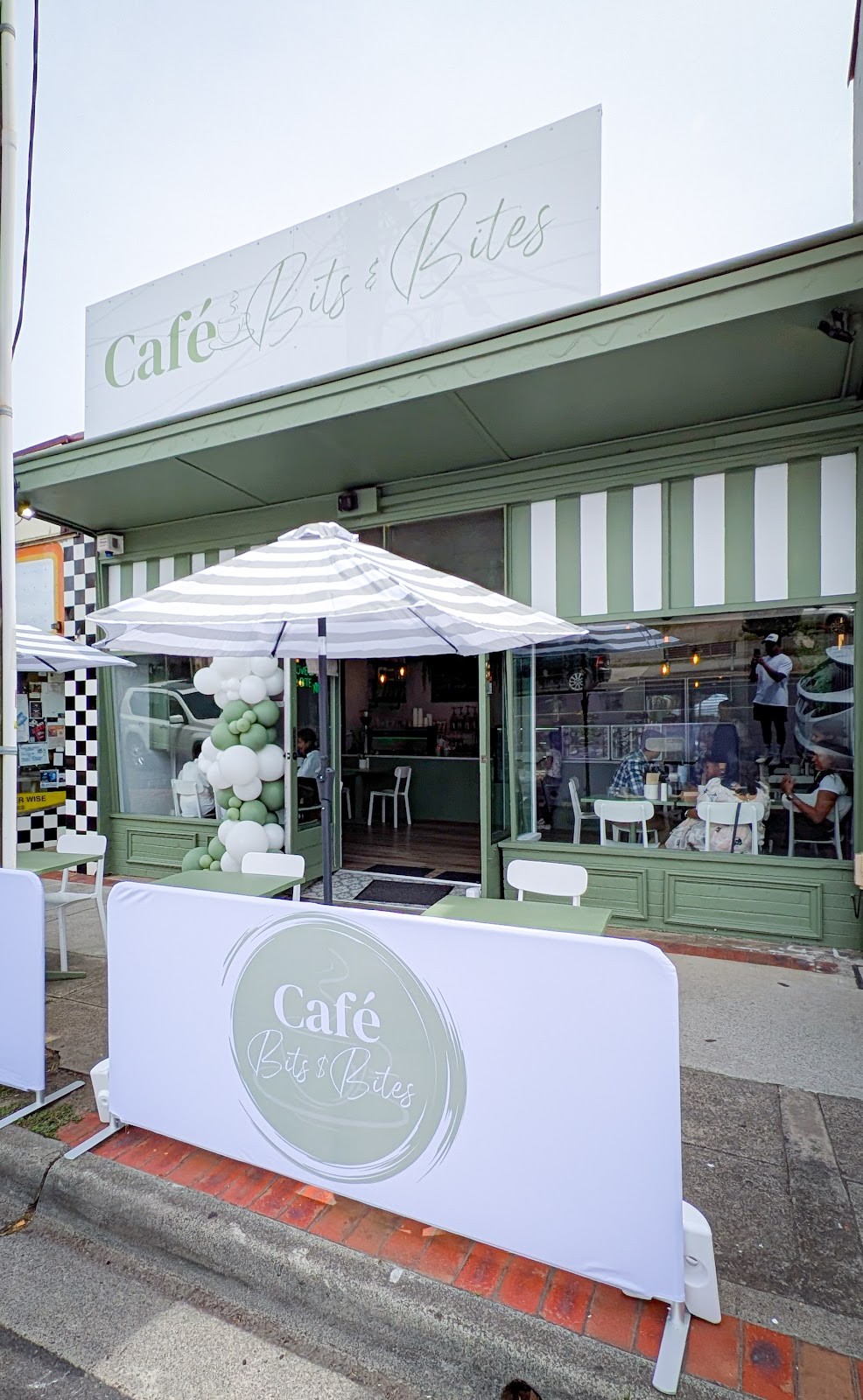 Café Bits and Bites: the place