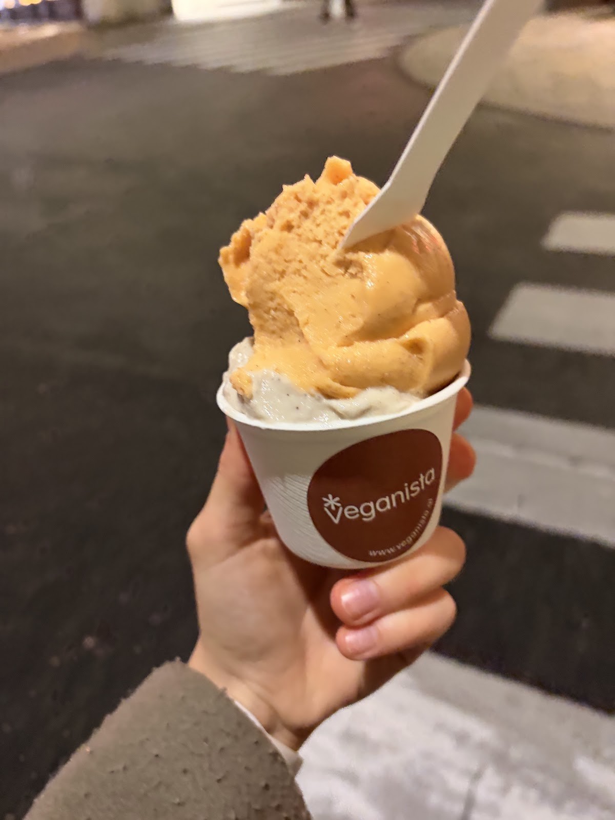 Veganista Ice Cream: food & drinks