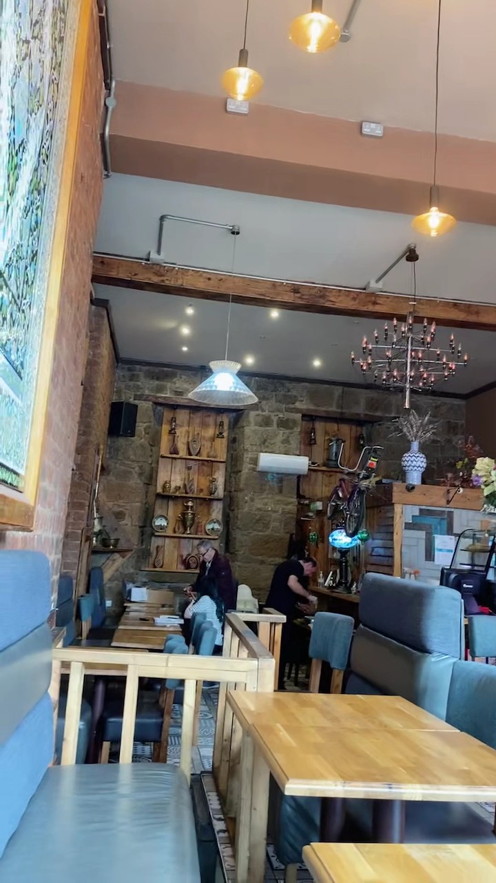 Meze Meze: the place