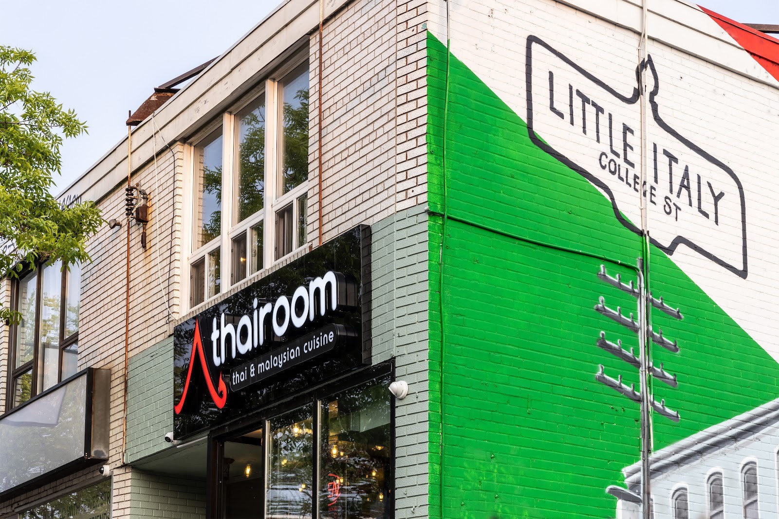 Thairoom College Downtown: the place