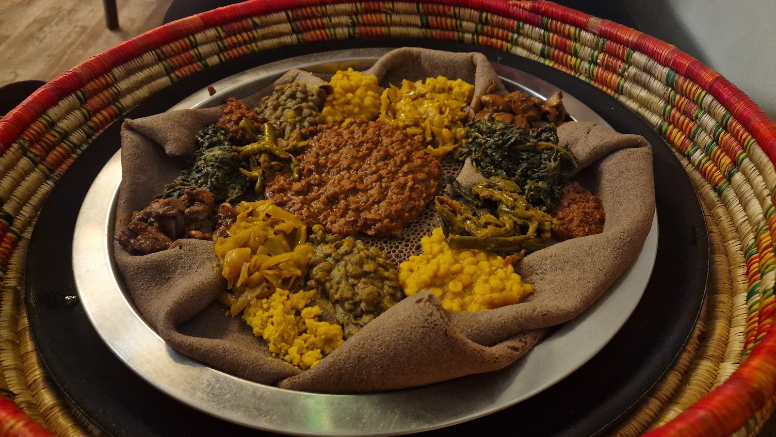 Beza Ethiopian Food: food & drinks