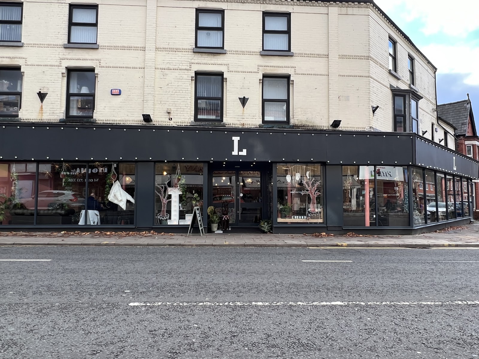 LEAF on Smithdown Rd.: the place