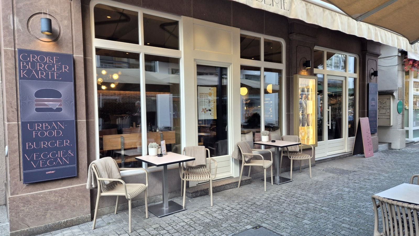 WEBER Brasserie: the place